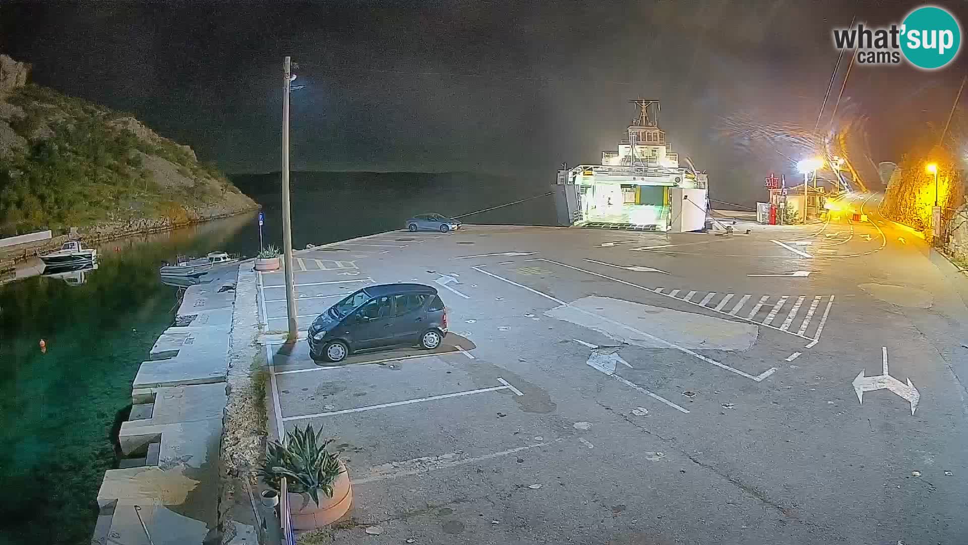 Webcam Prizna ferry port to Pag island