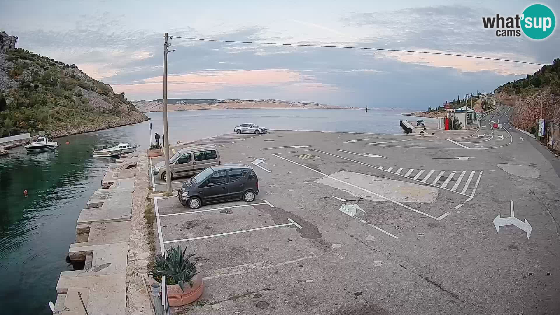 Webcam port de ferry de Prizna – vers l’île de Pag