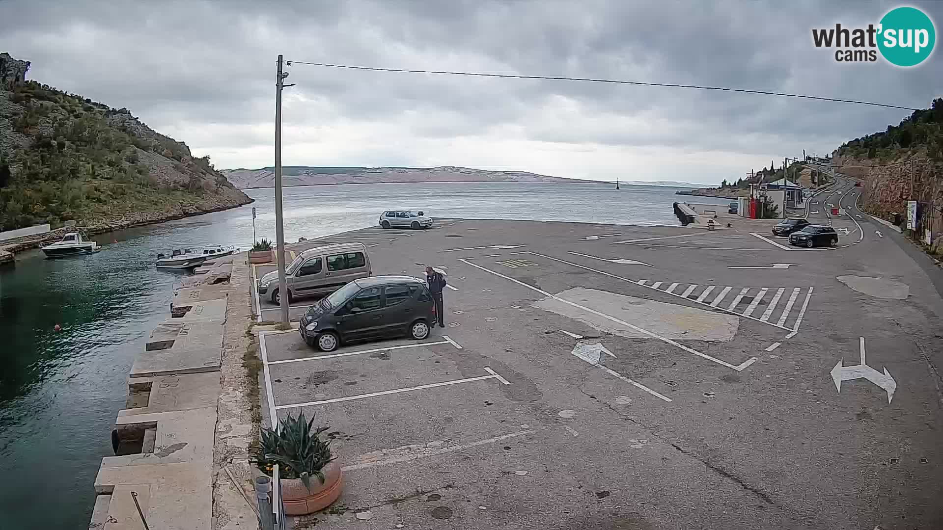 Webcam Prizna ferry port to Pag island