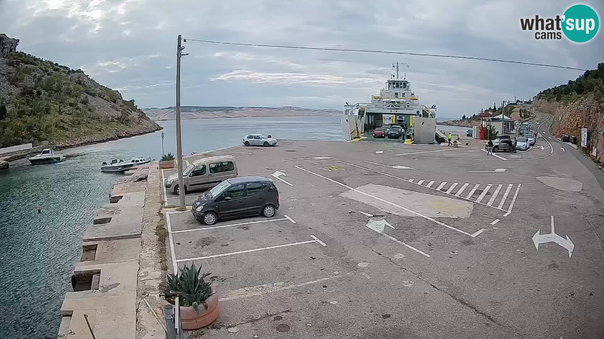 Webcam Prizna ferry port to Pag island