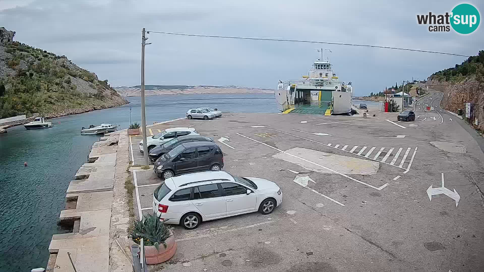 Webcam Prizna ferry port to Pag island
