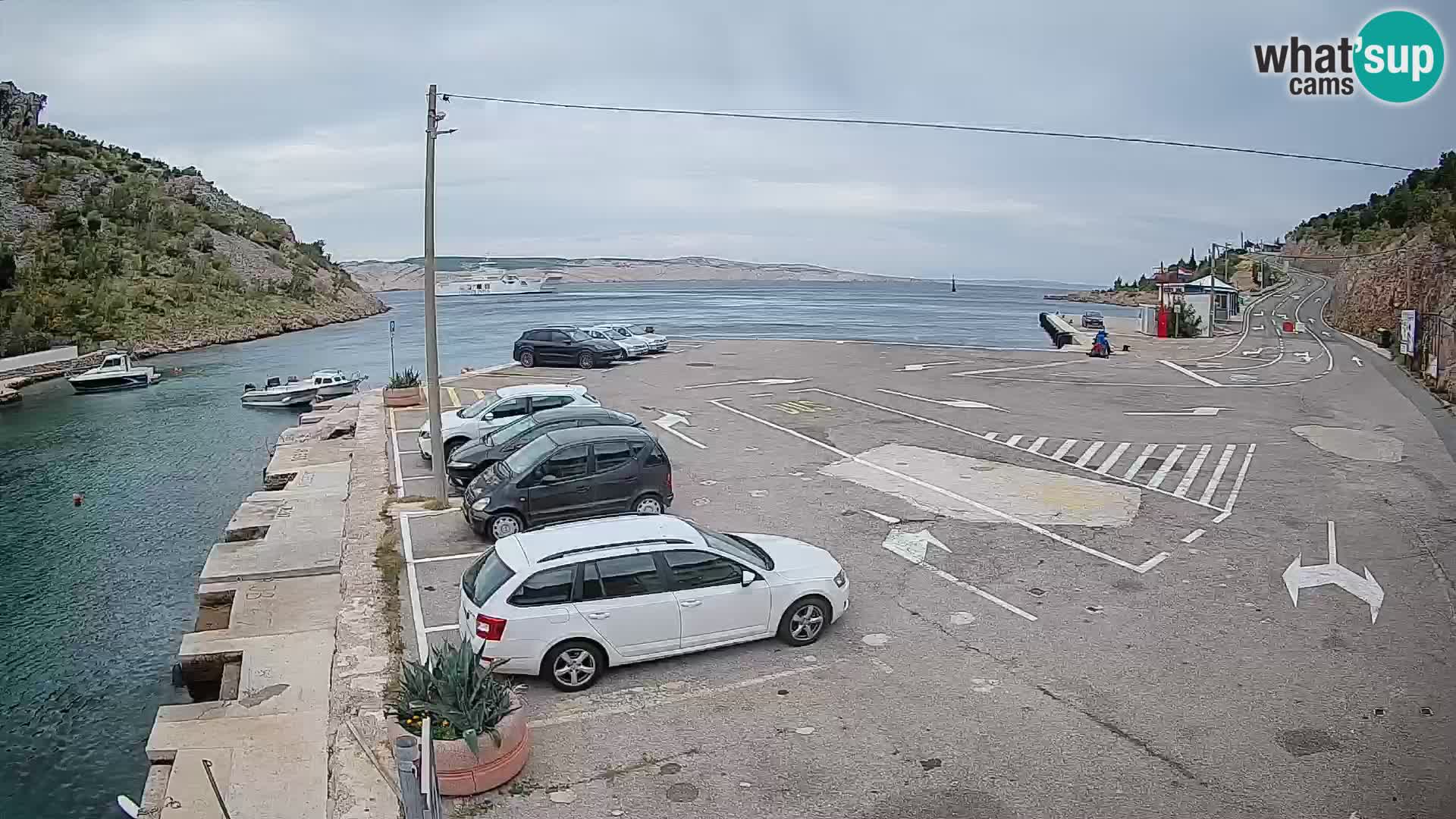 Webcam Prizna ferry port to Pag island