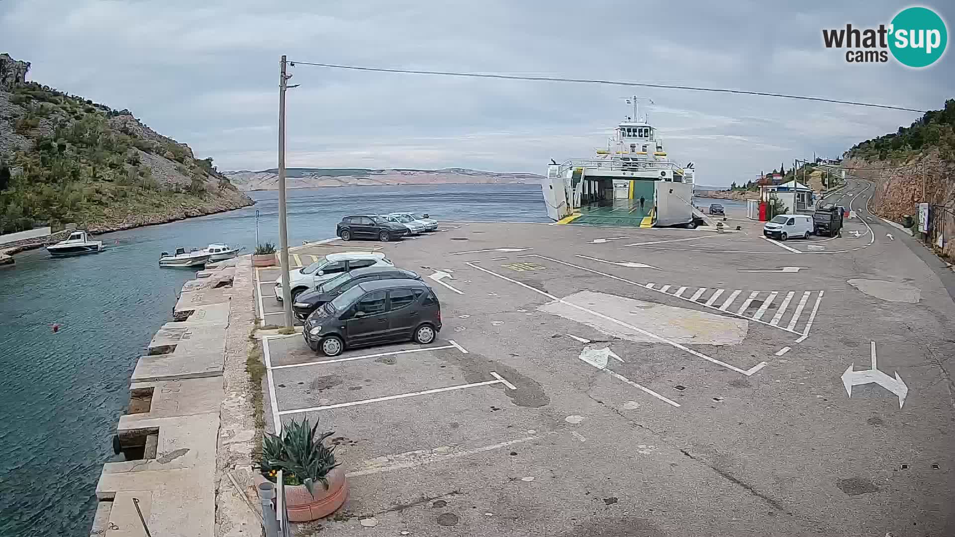 Webcam port de ferry de Prizna – vers l’île de Pag