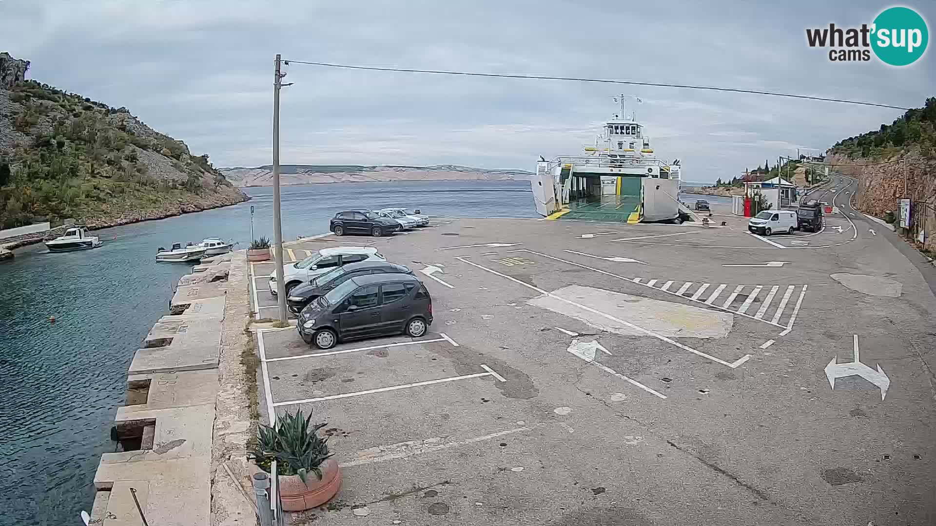 Webcam Prizna ferry port to Pag island