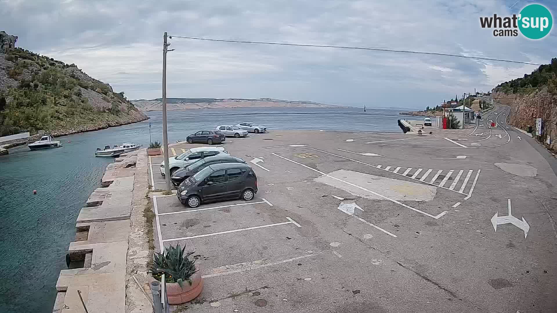Webcam Prizna ferry port to Pag island