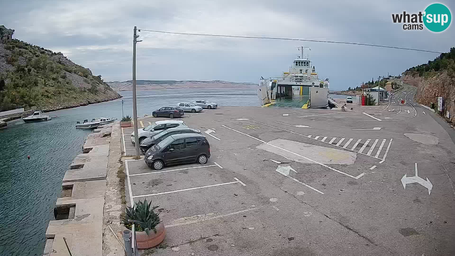 Webcam Prizna ferry port to Pag island