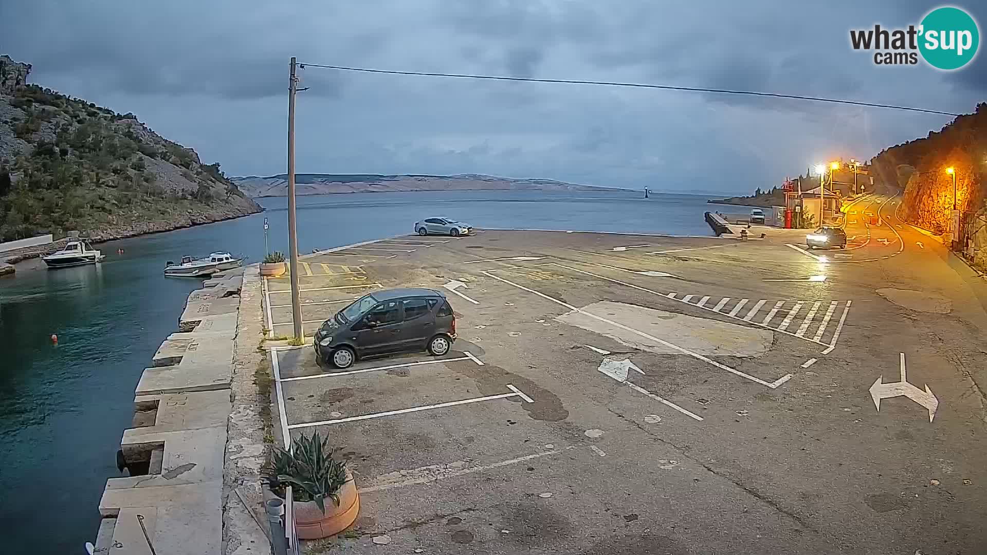 Webcam Prizna ferry port to Pag island