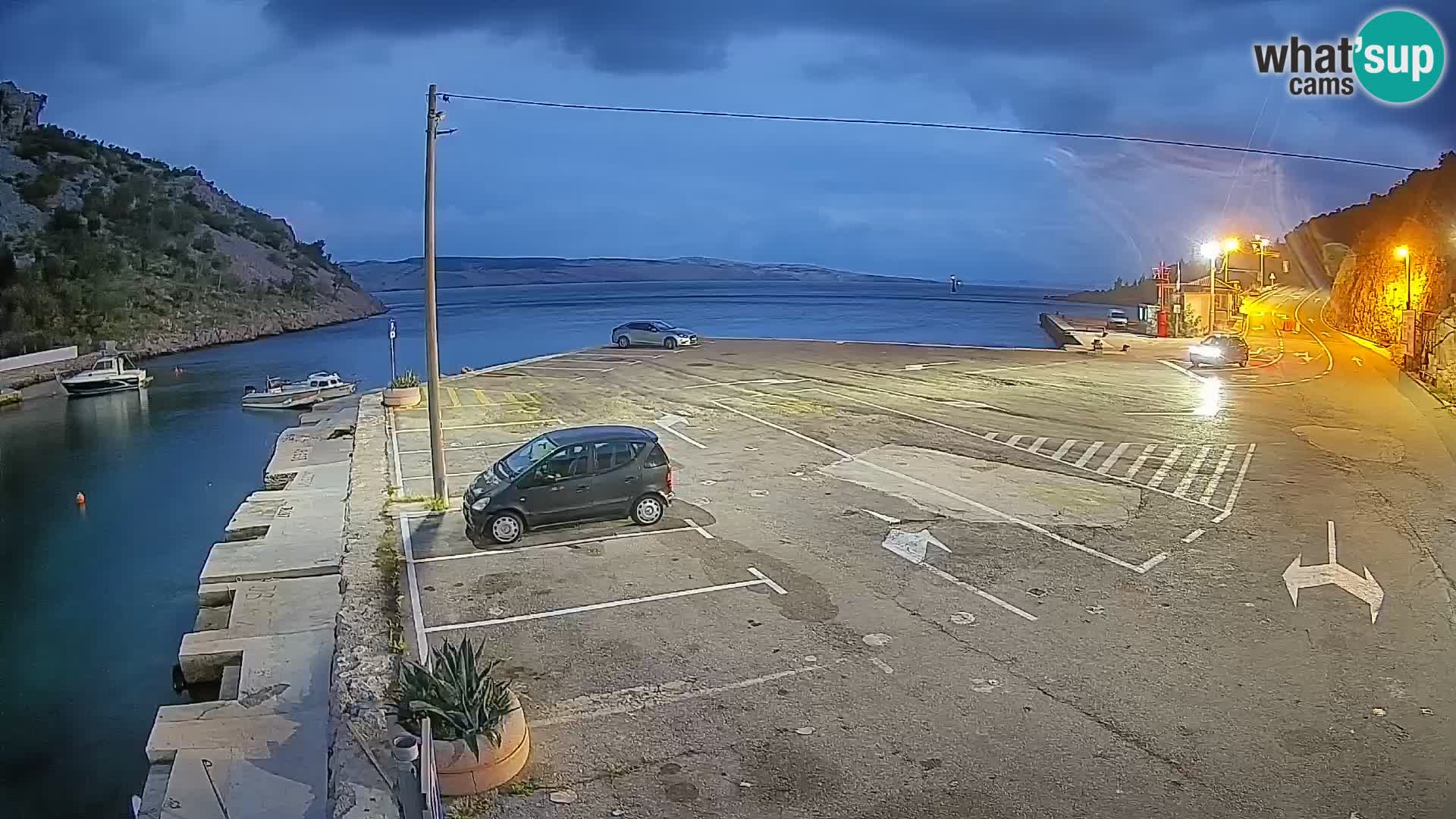Webcam Prizna ferry port to Pag island