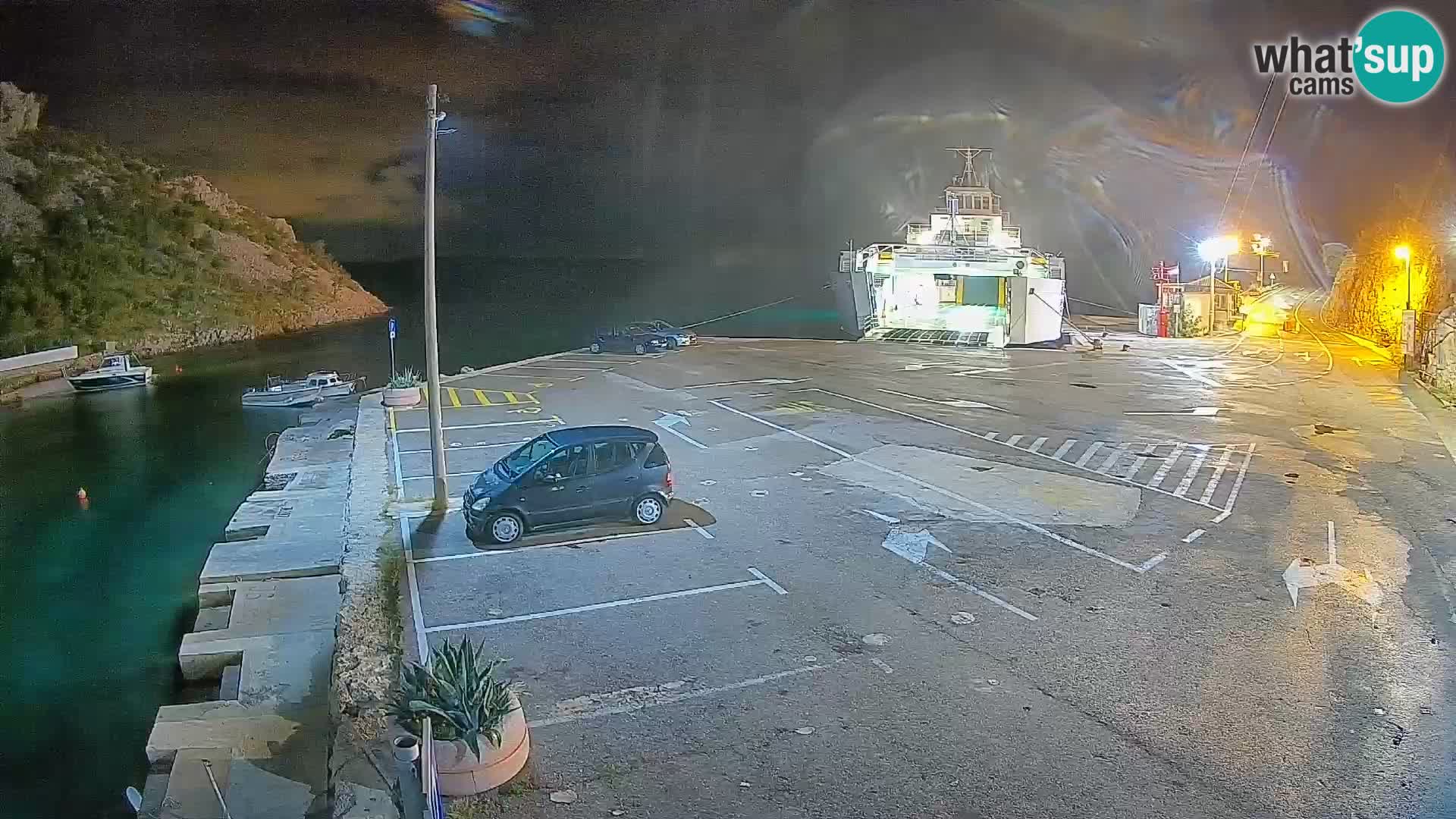Webcam Prizna ferry port to Pag island