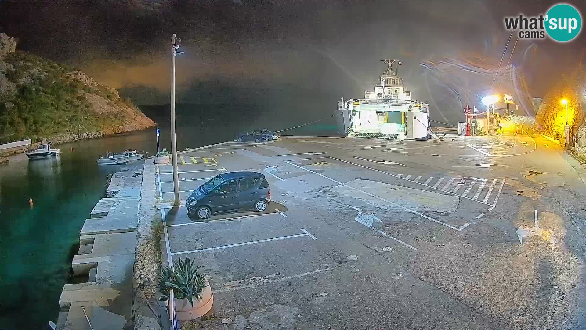 Webcam Prizna ferry port to Pag island