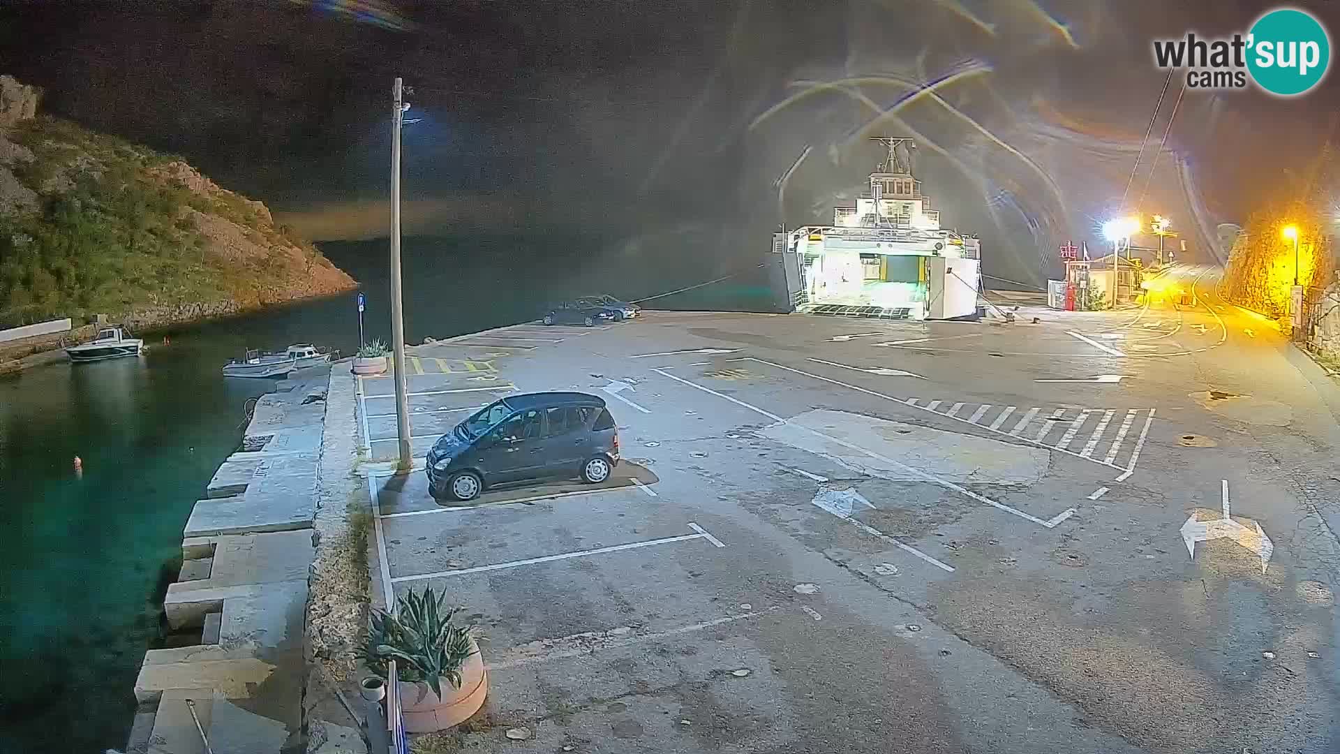 Webcam Prizna ferry port to Pag island