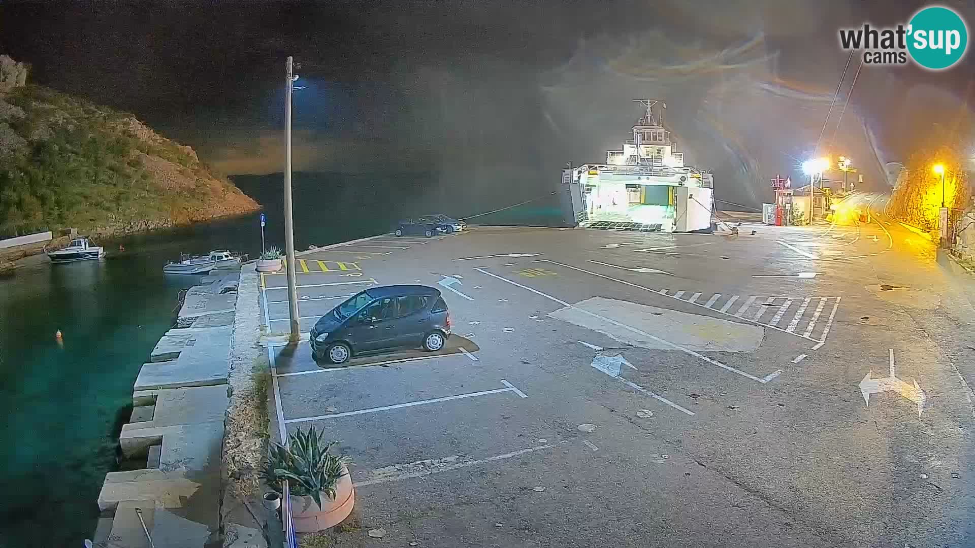 Webcam Prizna ferry port to Pag island