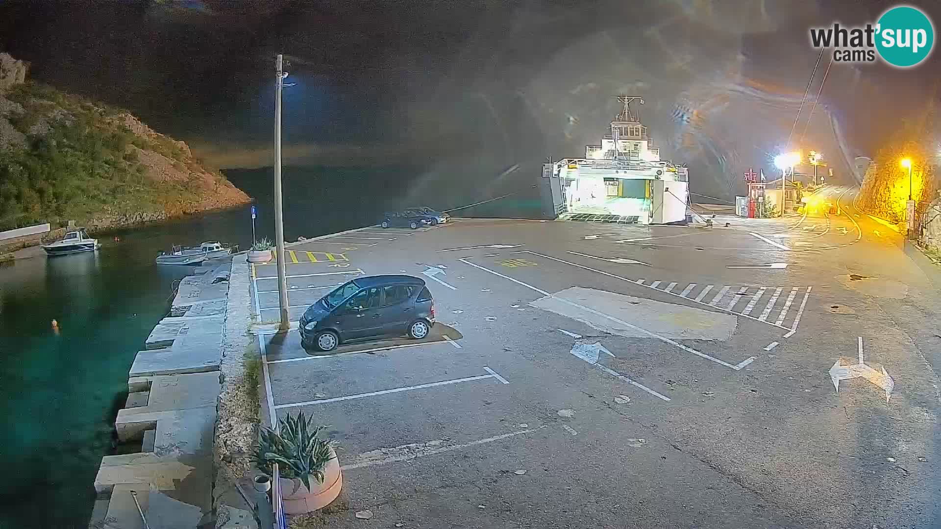 Webcam Prizna ferry port to Pag island