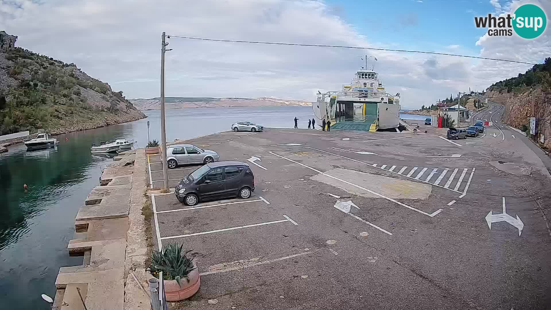 Webcam Prizna ferry port to Pag island