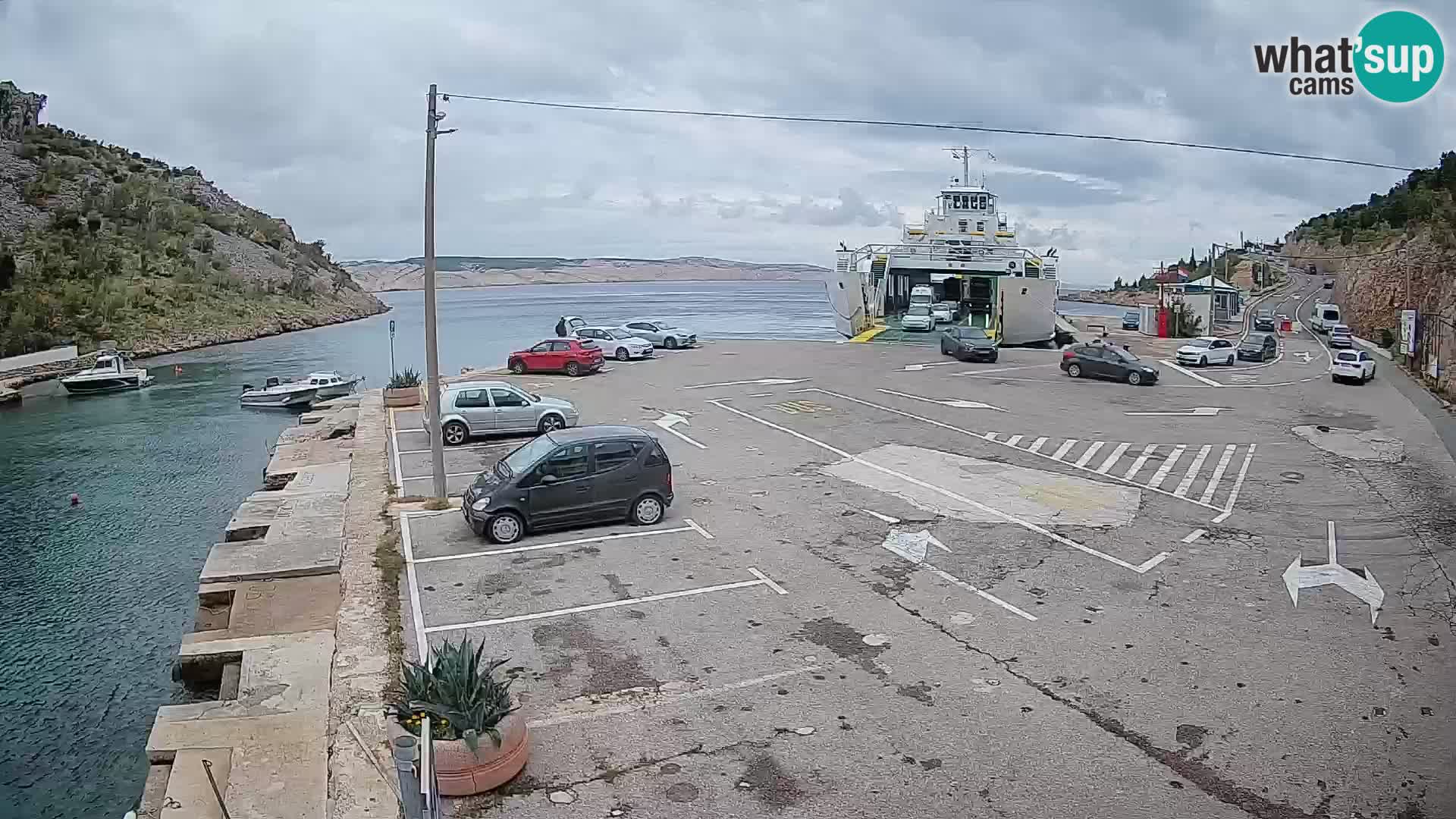 Webcam Prizna ferry port to Pag island