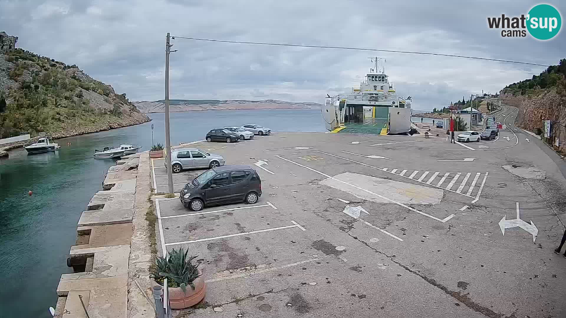 Webcam Prizna ferry port to Pag island