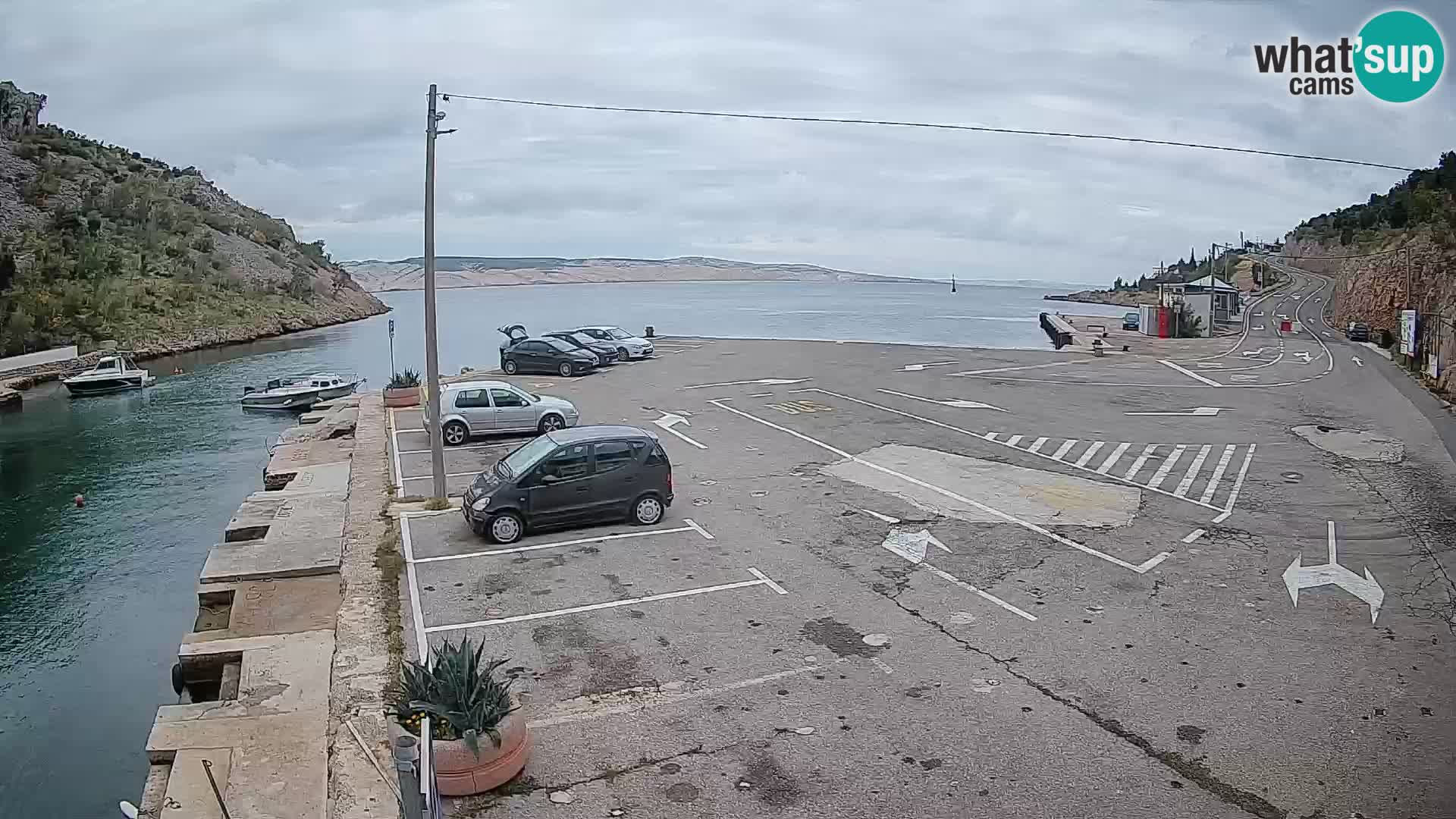 Webcam Prizna ferry port to Pag island