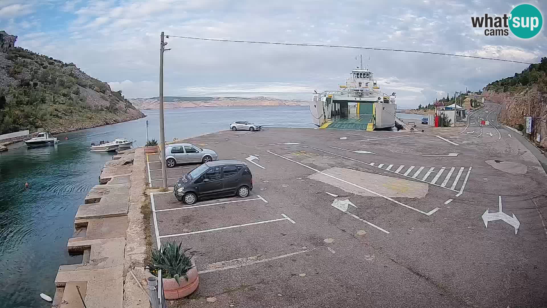 Webcam Prizna ferry port to Pag island