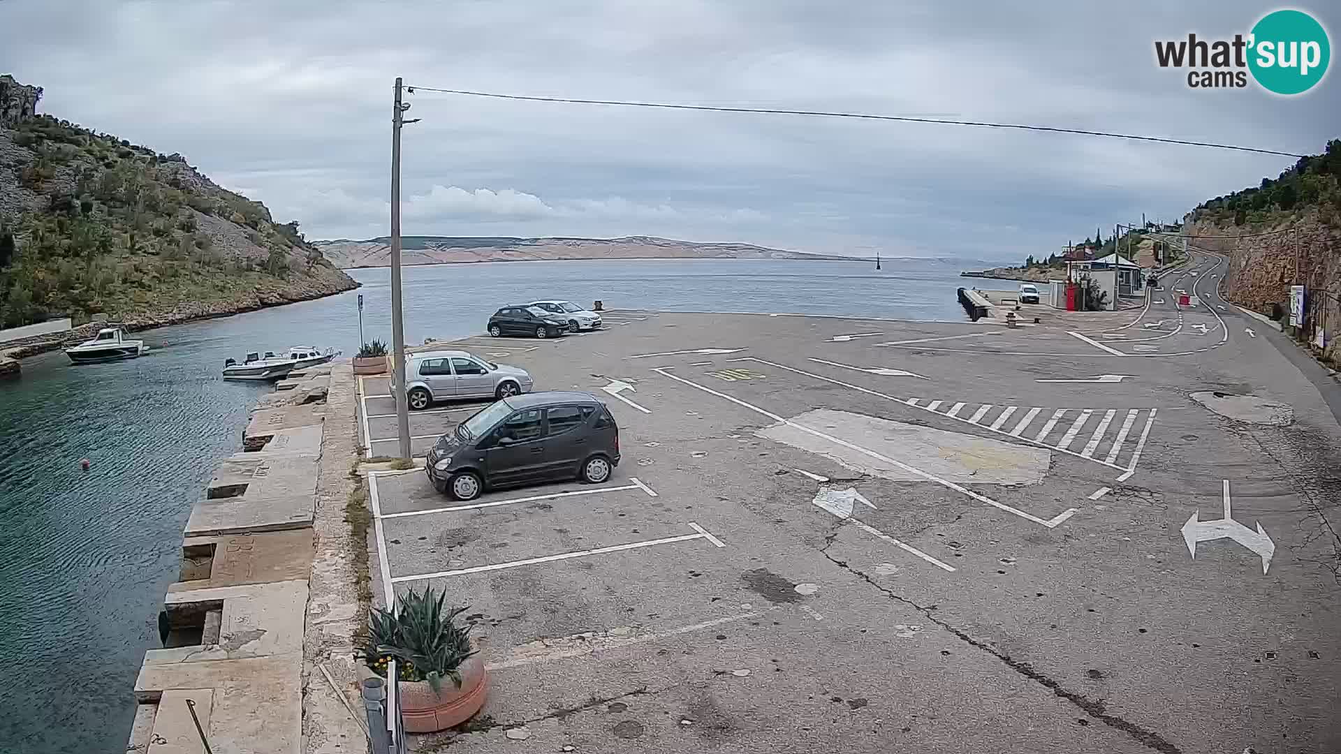 Webcam Prizna ferry port to Pag island