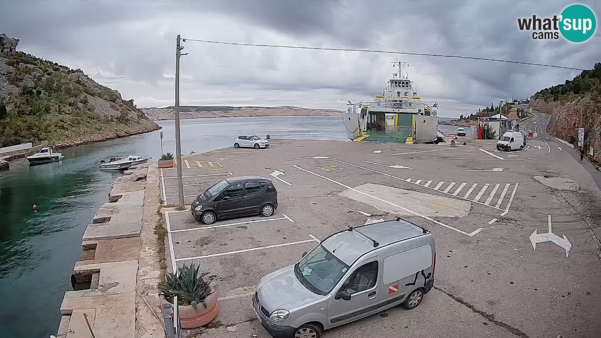 Webcam Prizna ferry port to Pag island