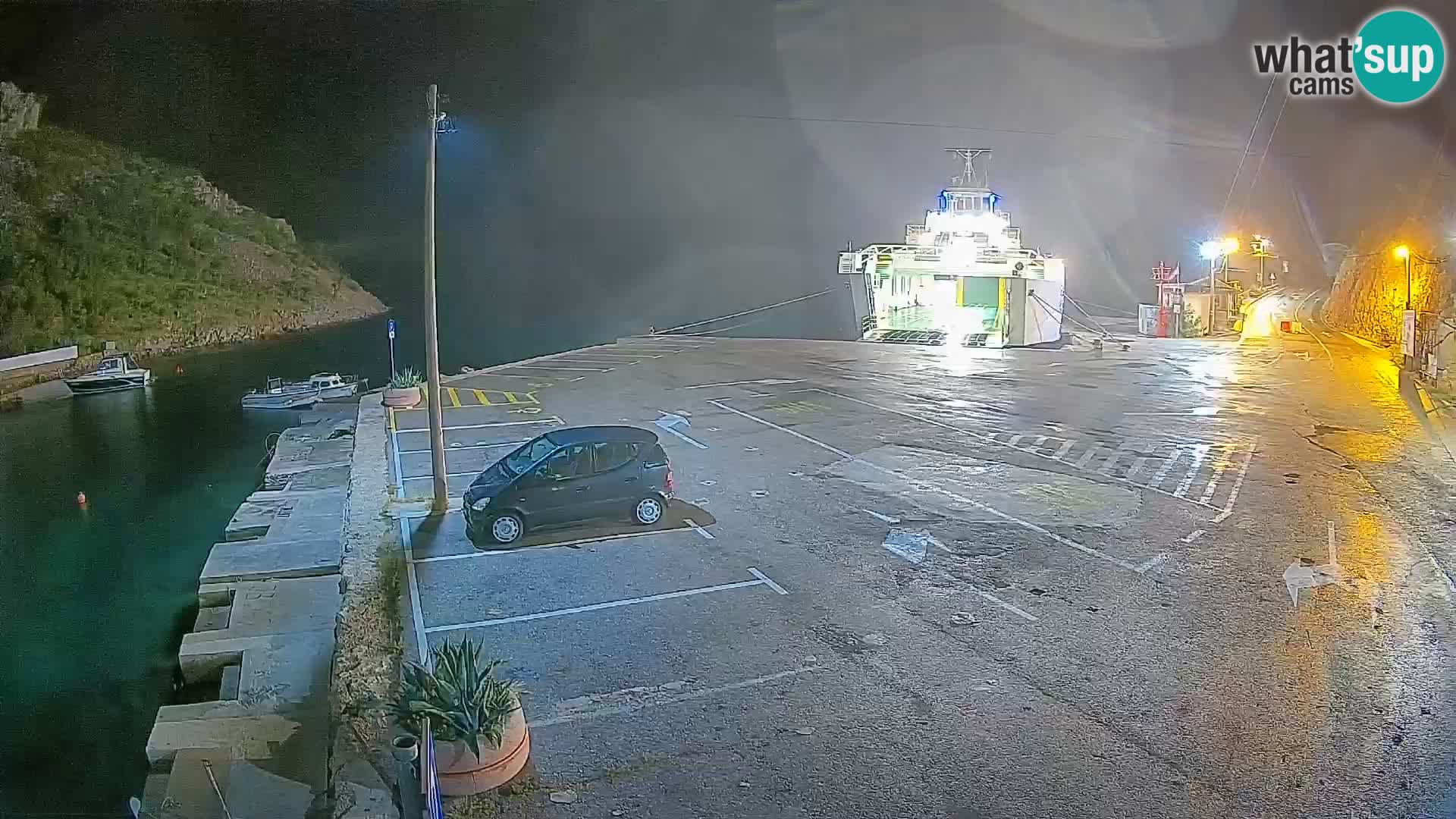 Webcam Prizna ferry port to Pag island