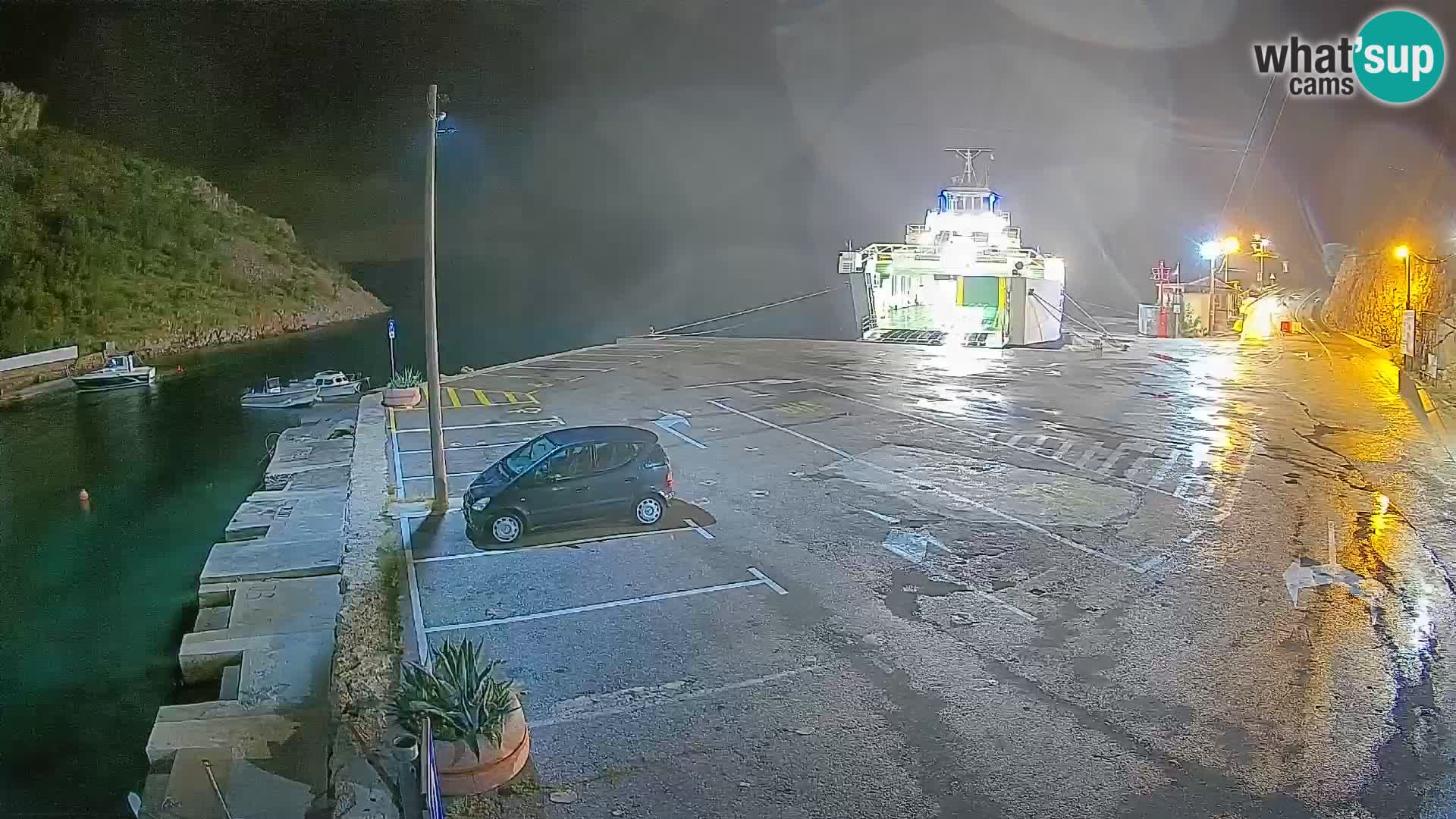 Webcam Prizna ferry port to Pag island