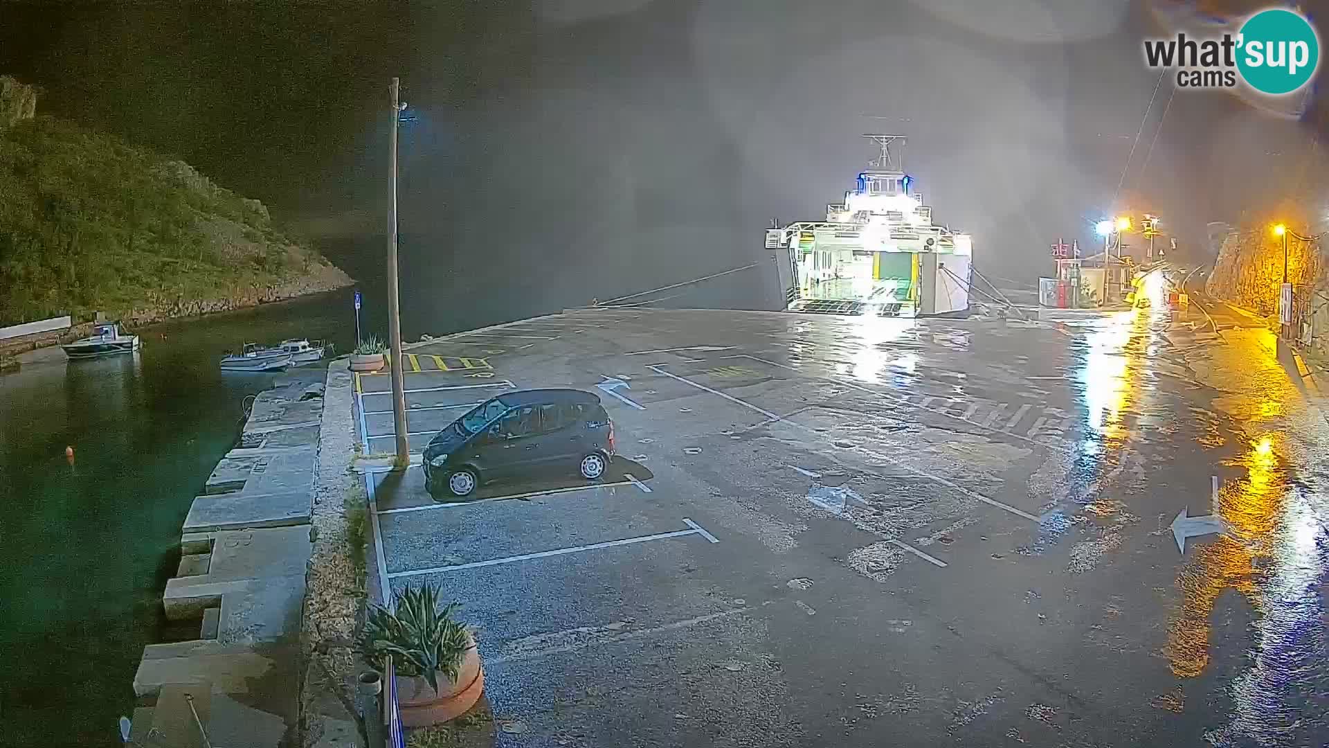 Webcam Prizna ferry port to Pag island
