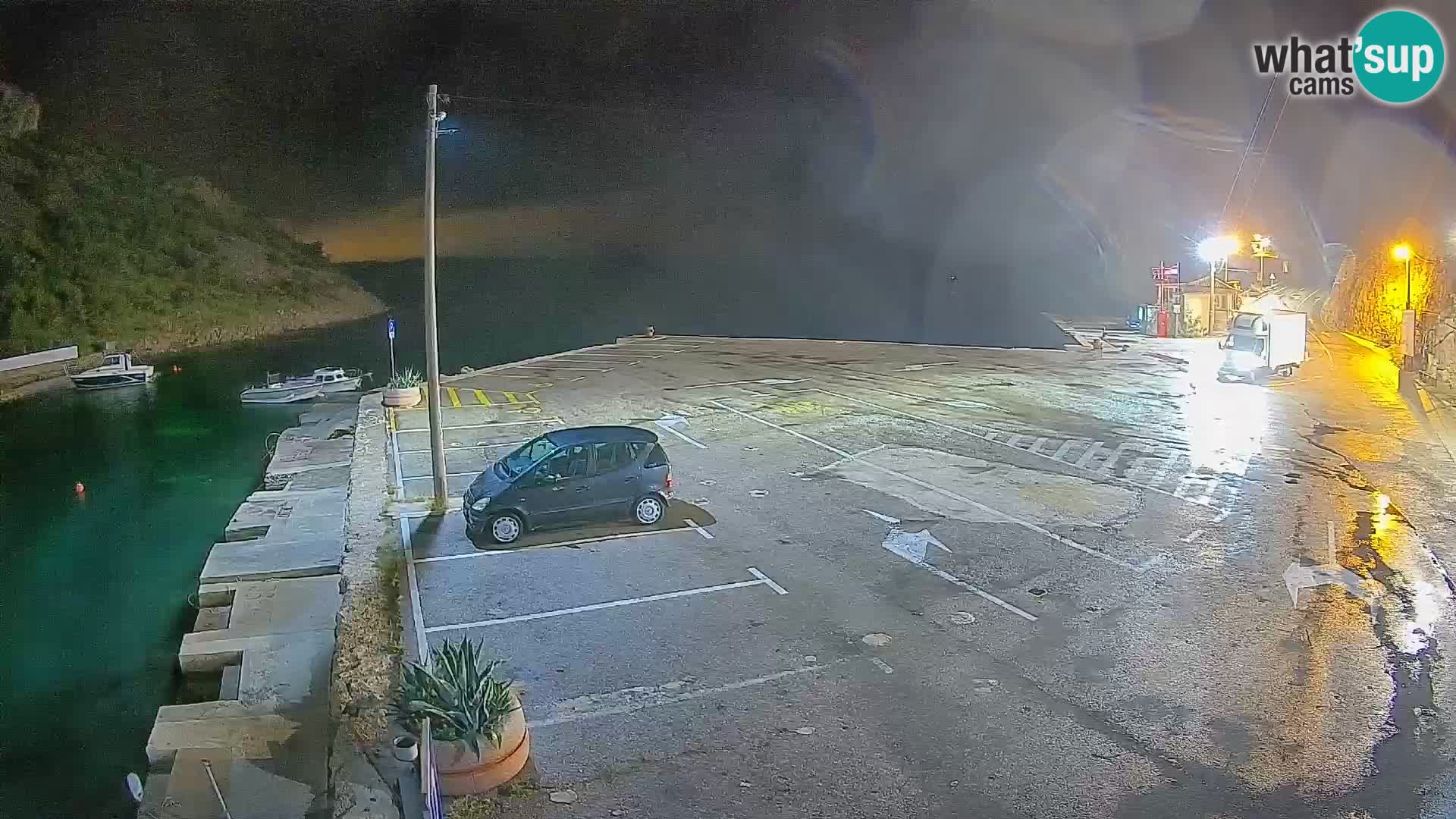 Webcam Prizna ferry port to Pag island