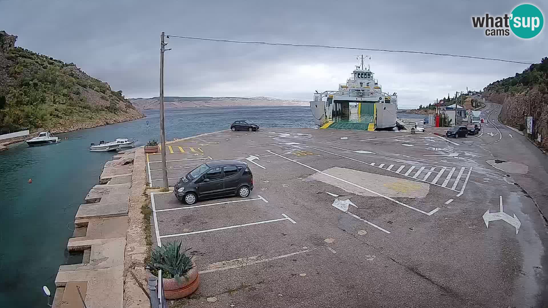 Webcam port de ferry de Prizna – vers l’île de Pag