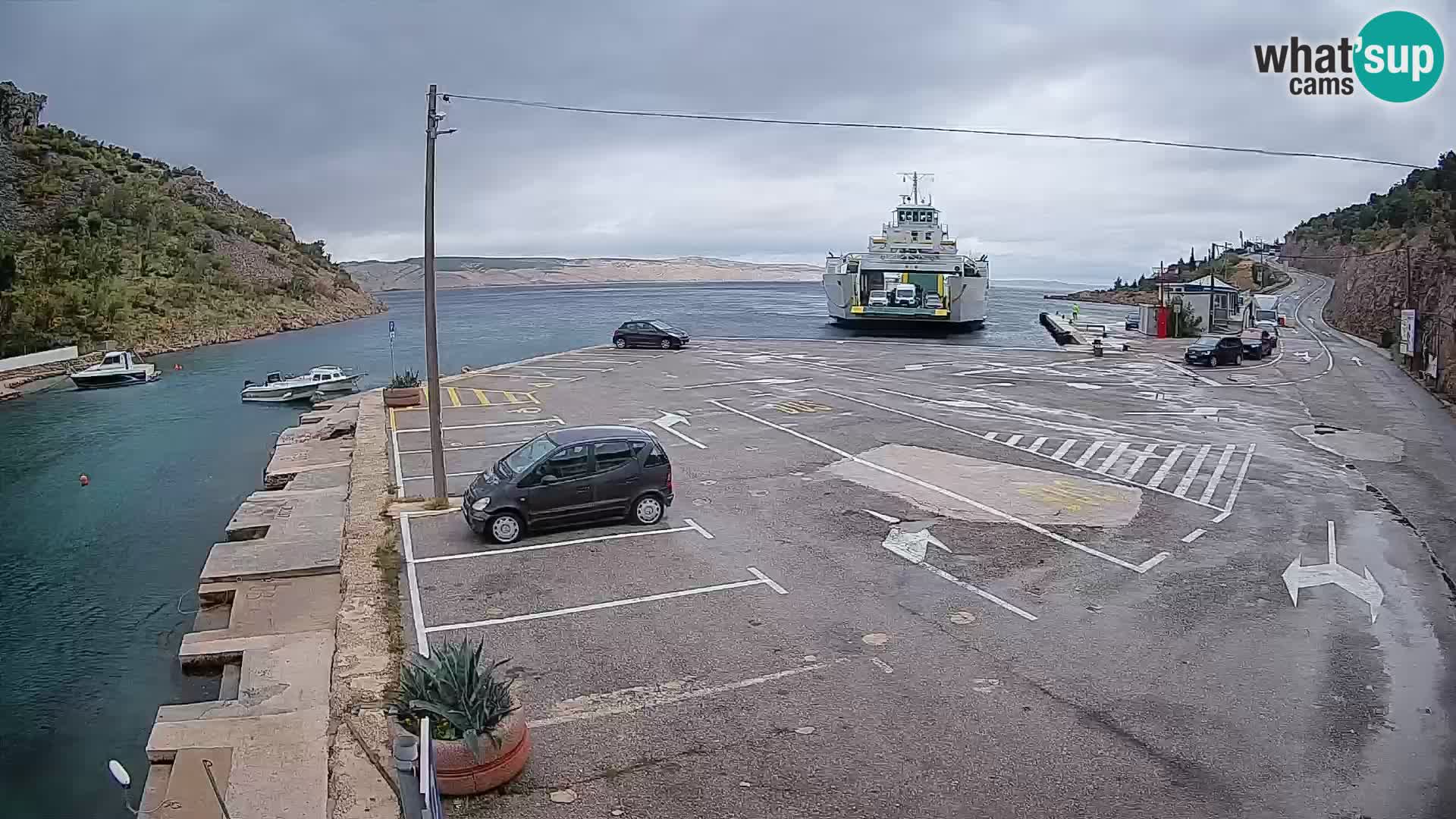 Webcam Fährhafen Prizna – zur Insel Pag