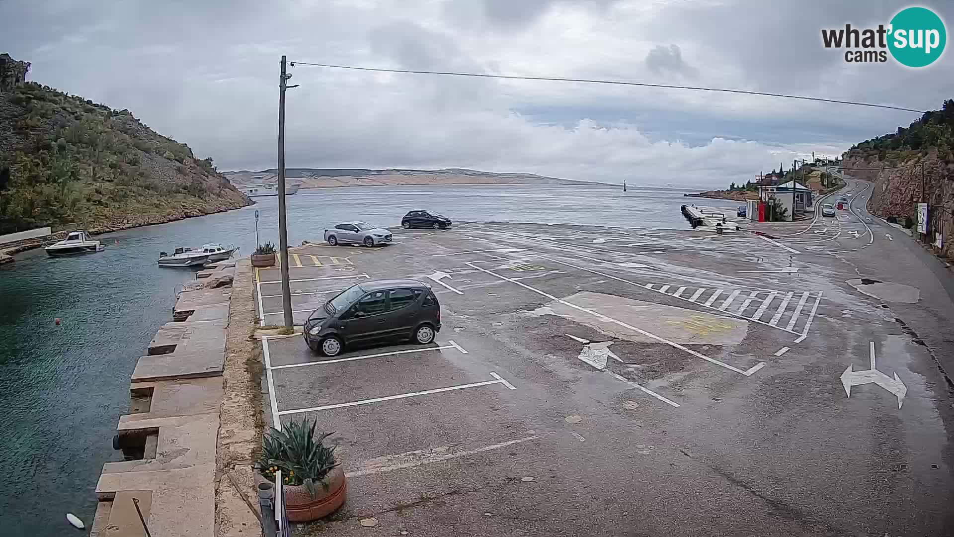 Webcam Prizna ferry port to Pag island