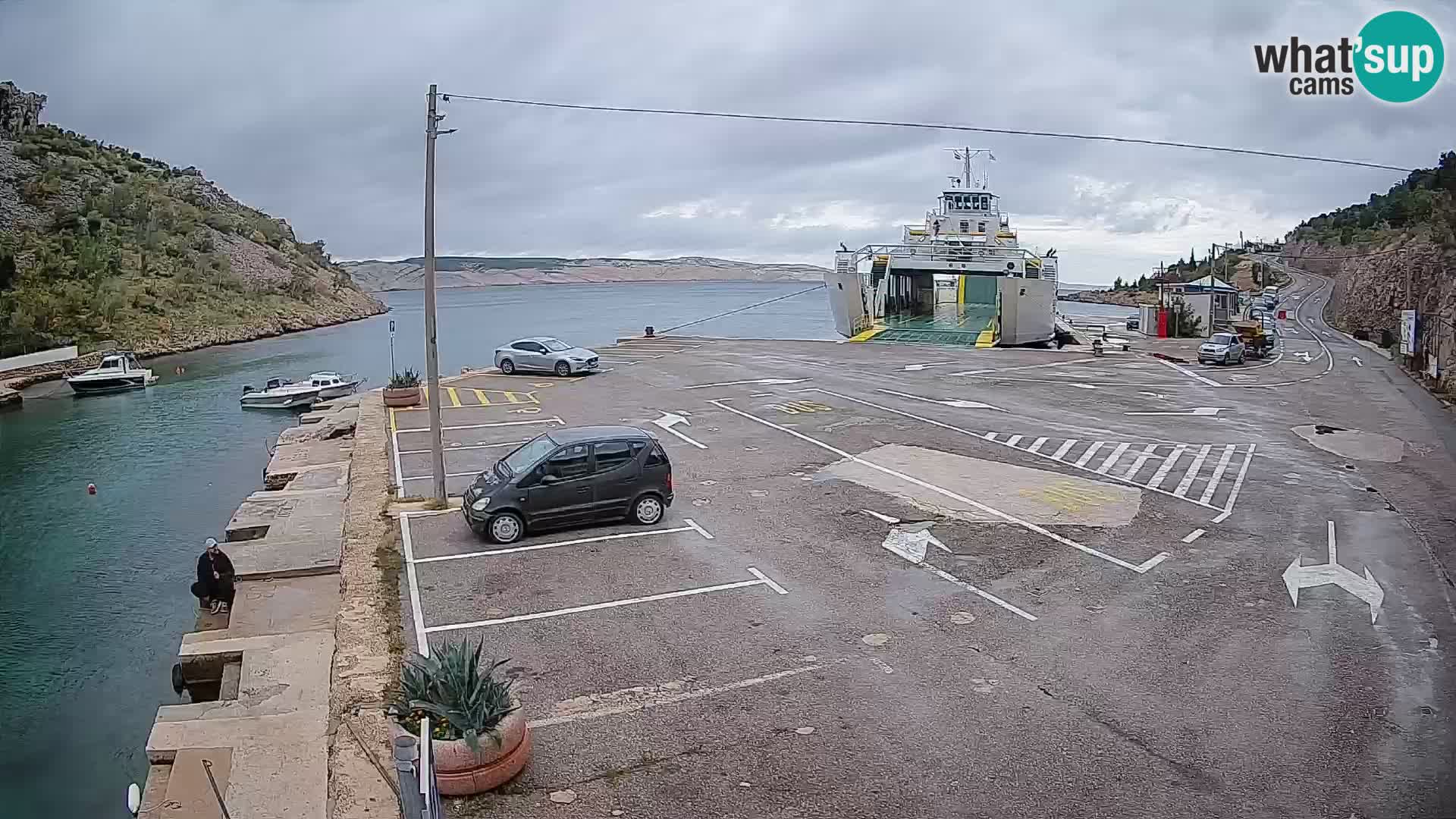 Webcam Prizna ferry port to Pag island