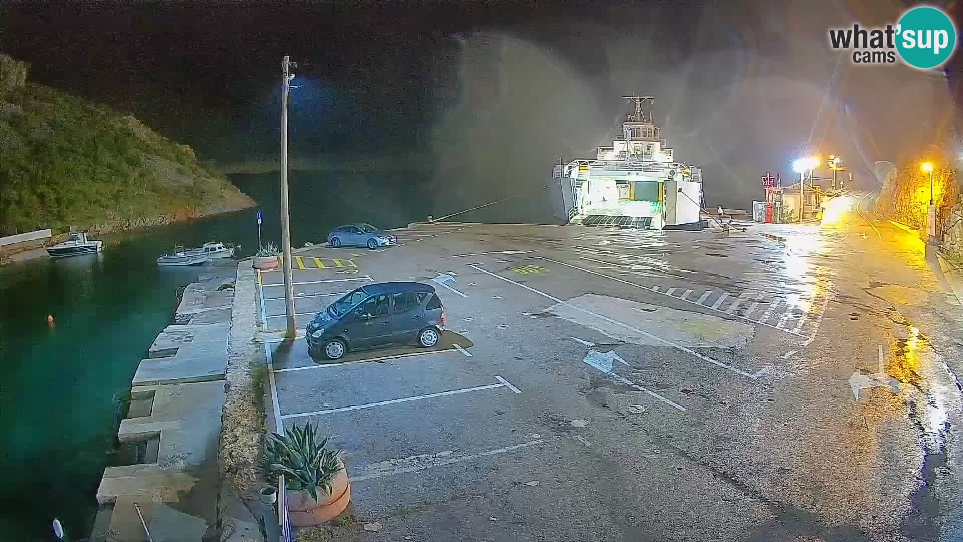 Webcam Prizna ferry port to Pag island