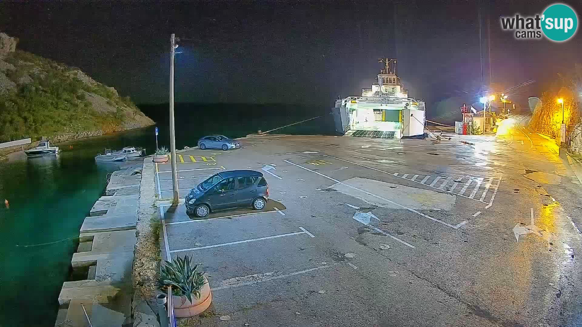 Webcam Prizna ferry port to Pag island