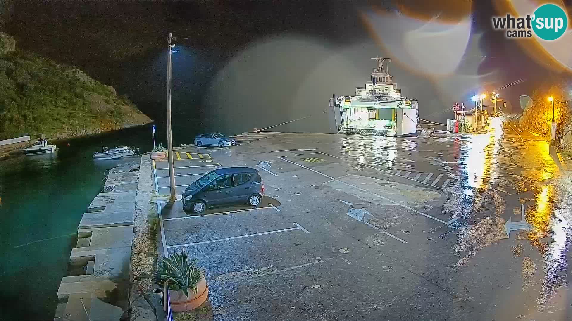 Webcam Prizna ferry port to Pag island