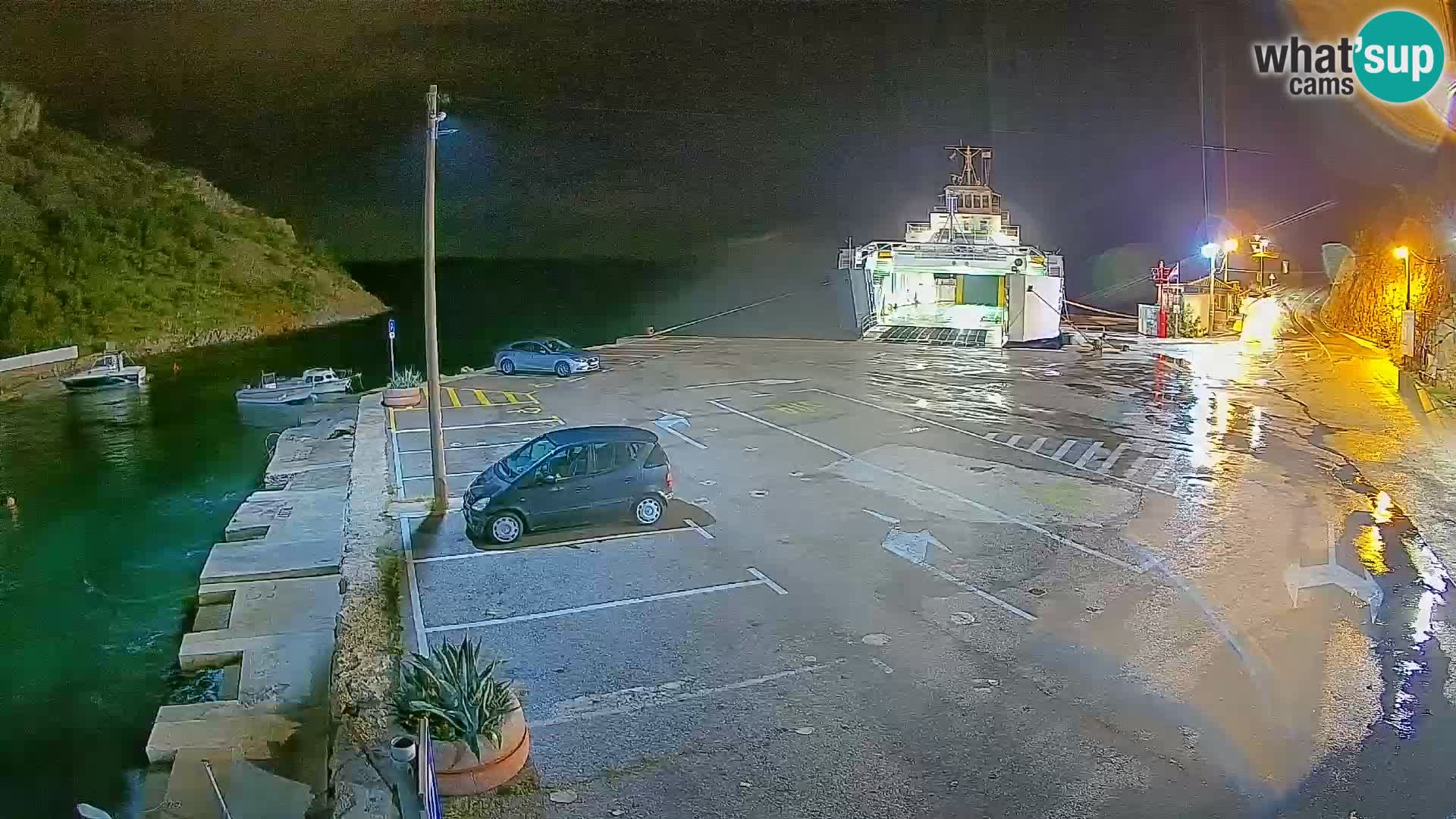 Webcam Prizna ferry port to Pag island