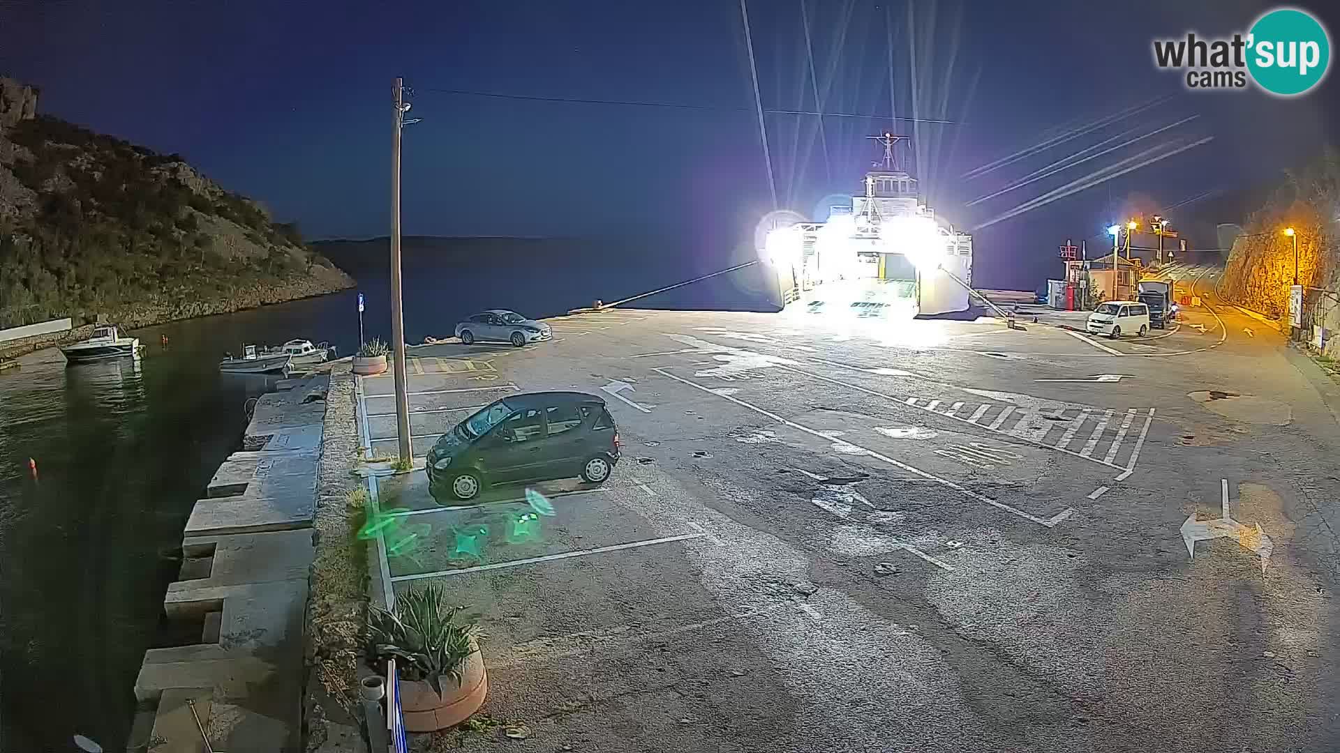 Webcam Prizna ferry port to Pag island