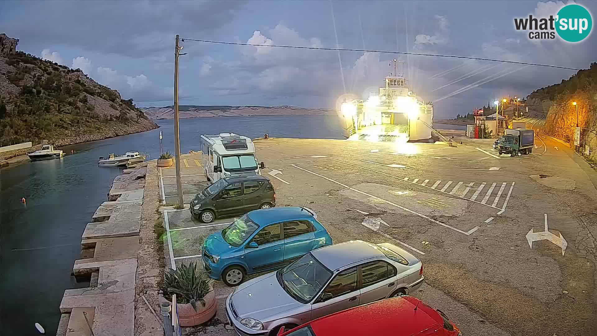 Webcam Prizna ferry port to Pag island