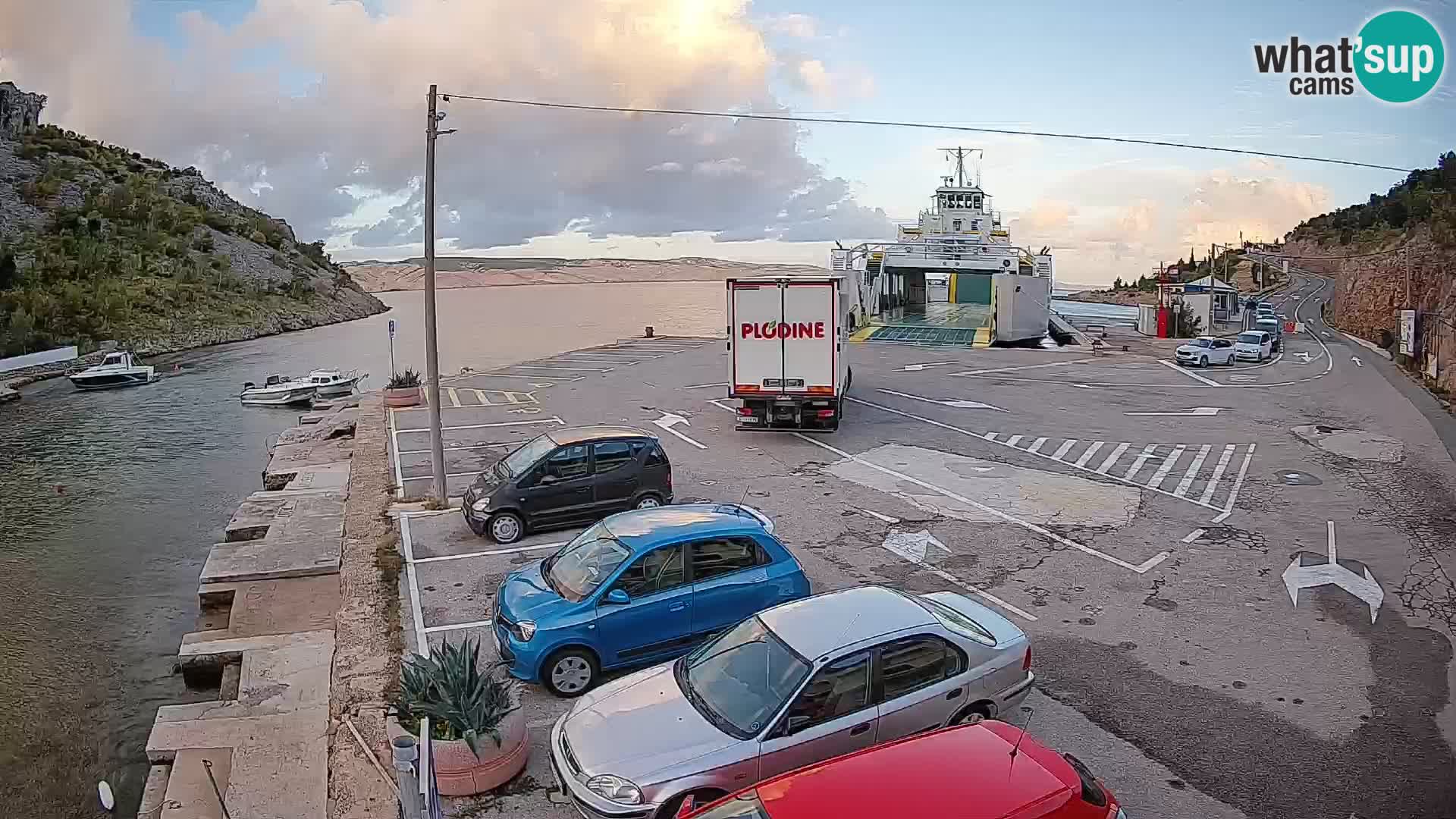 Webcam port de ferry de Prizna – vers l’île de Pag
