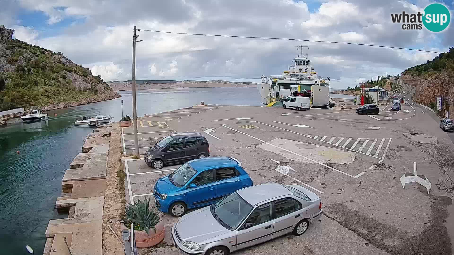 Webcam Prizna ferry port to Pag island