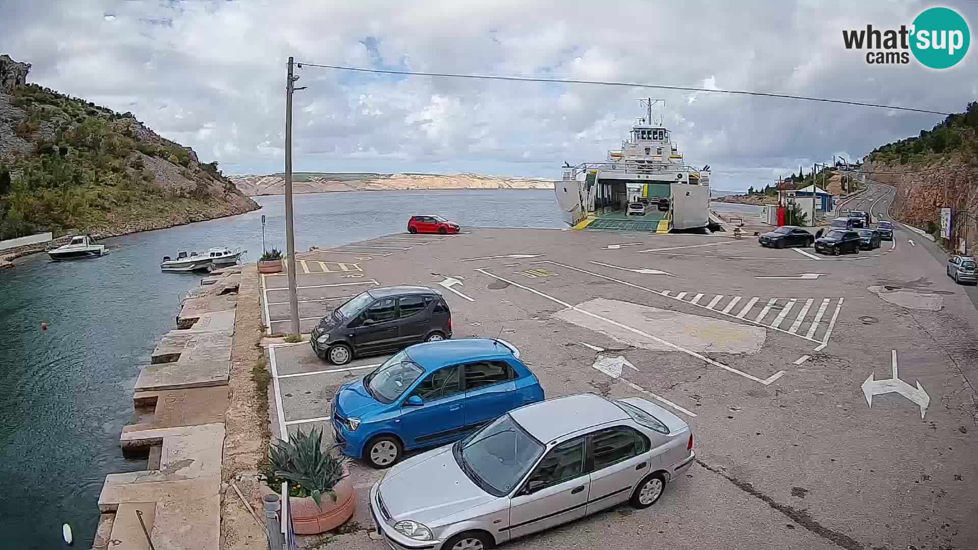 Webcam Prizna ferry port to Pag island