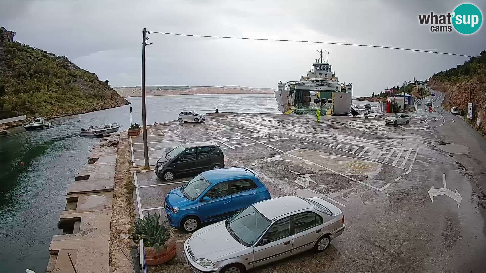 Webcam Prizna ferry port to Pag island