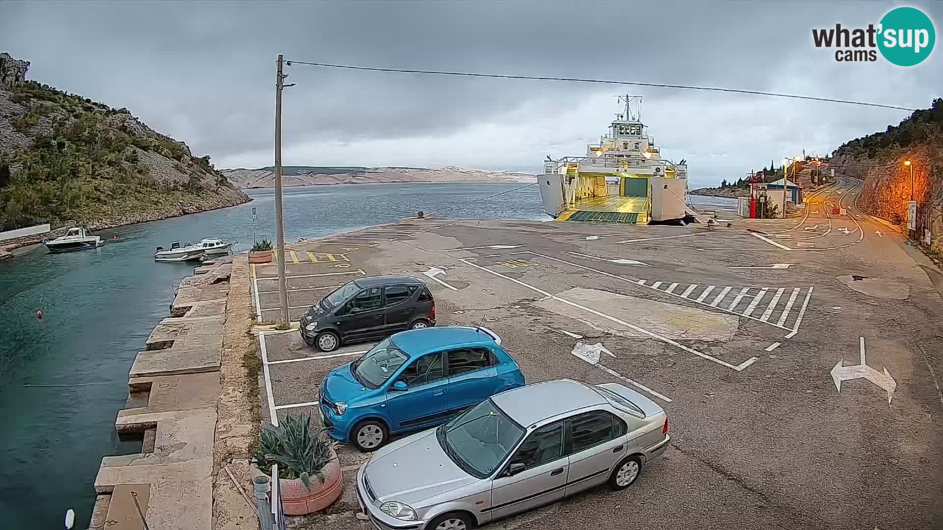 Webcam Fährhafen Prizna – zur Insel Pag