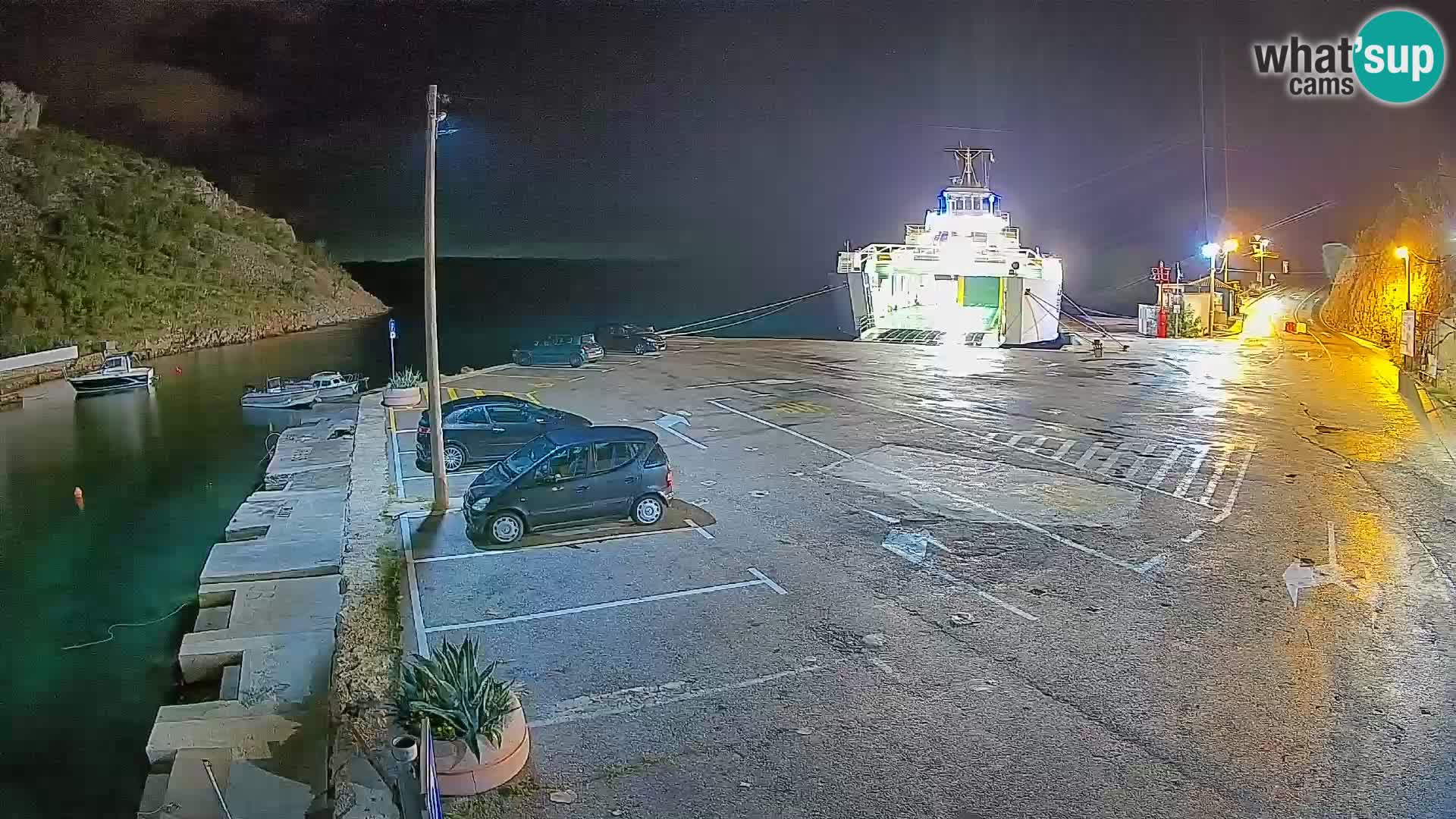 Webcam Prizna ferry port to Pag island