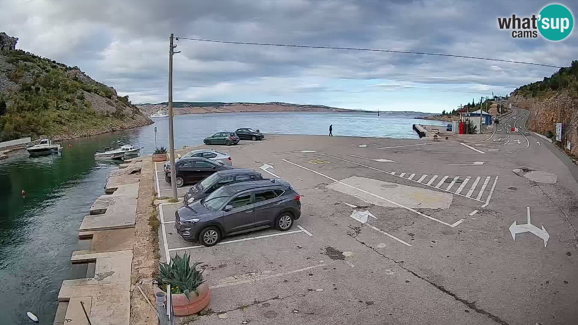 Webcam Prizna ferry port to Pag island