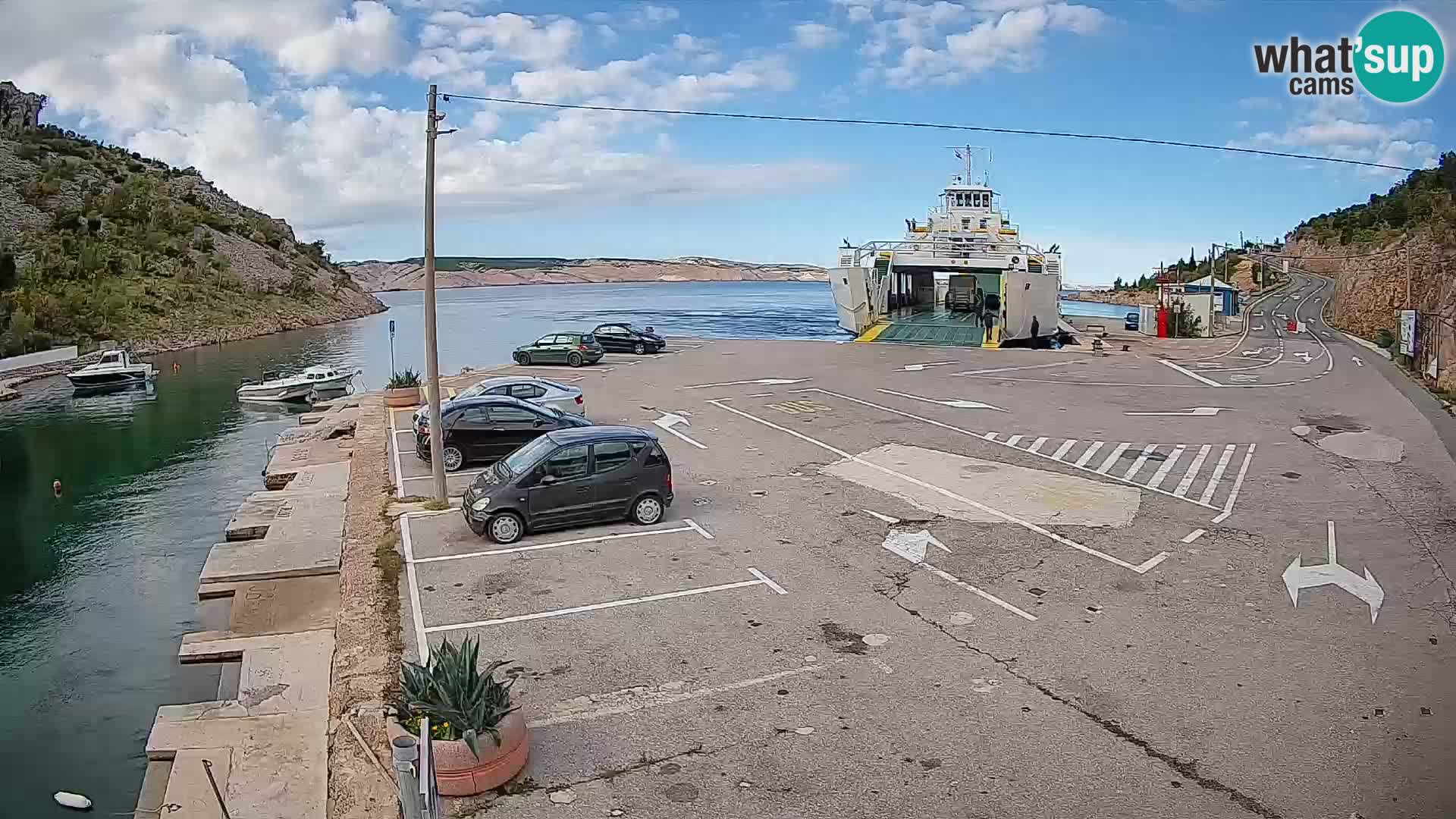 Webcam Prizna ferry port to Pag island