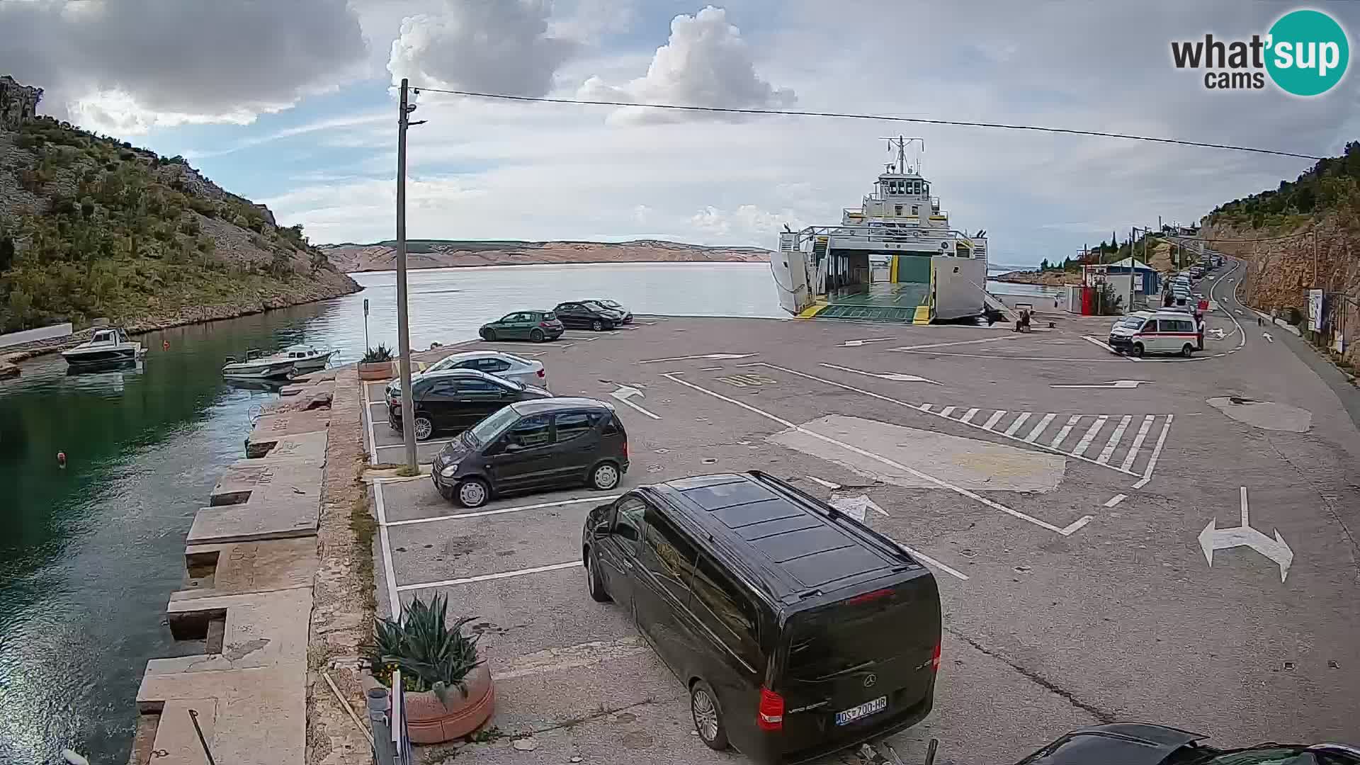 Webcam Prizna ferry port to Pag island