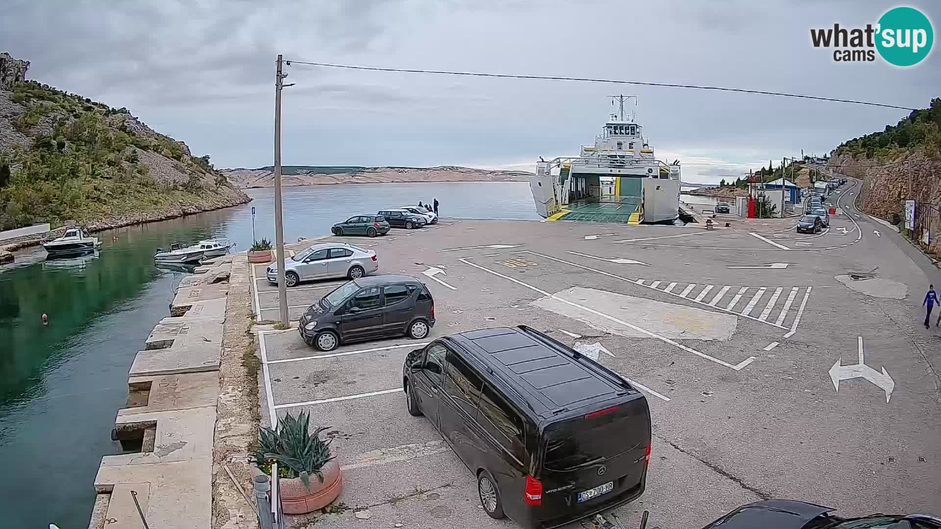 Webcam Prizna ferry port to Pag island