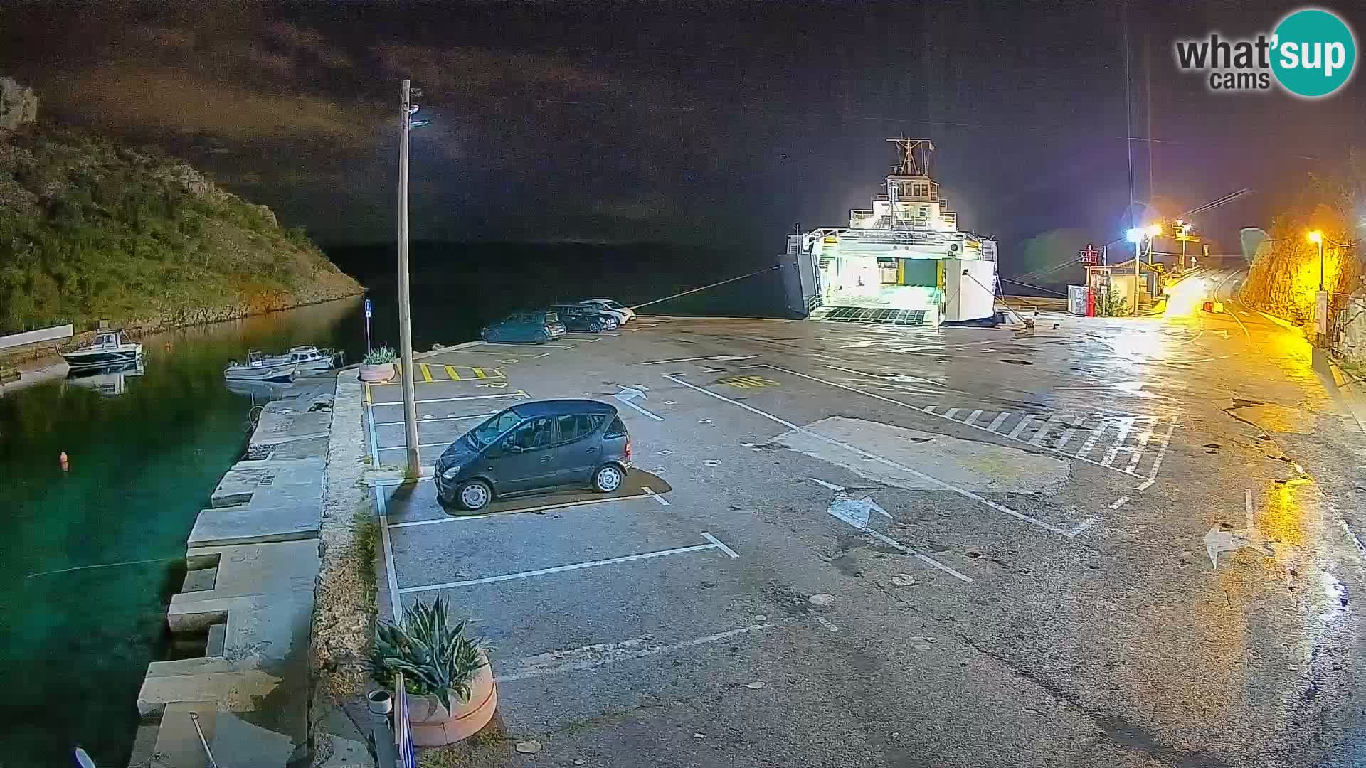 Webcam Prizna ferry port to Pag island