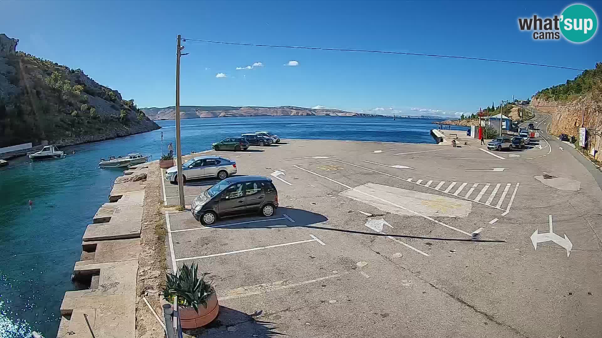 Webcam del puerto de ferris de Prizna – hacia la isla de Pag